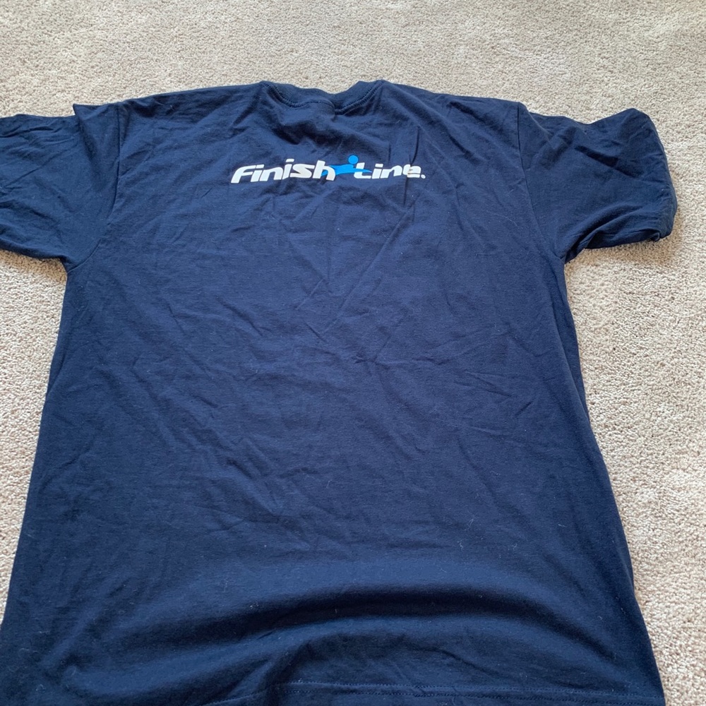 Vintage rare 2005 Finishline employees tshirt